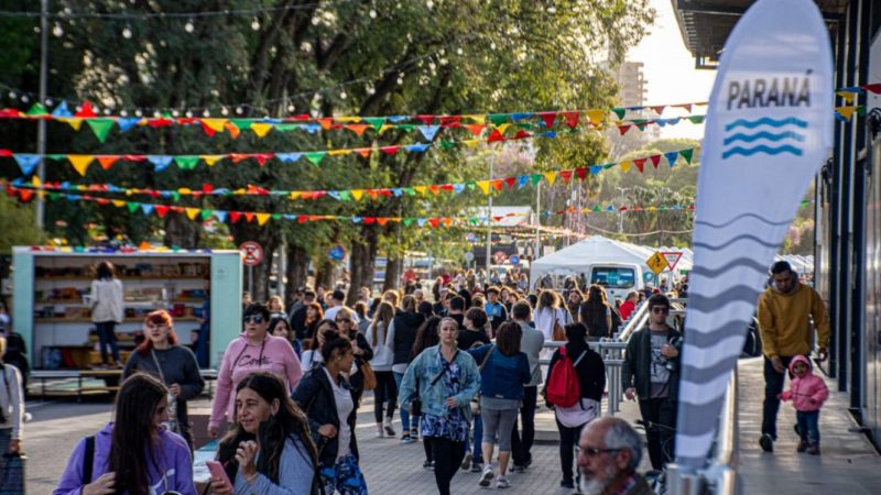 Fin de semana largo: 190.000 visitantes llegaron a la provincia