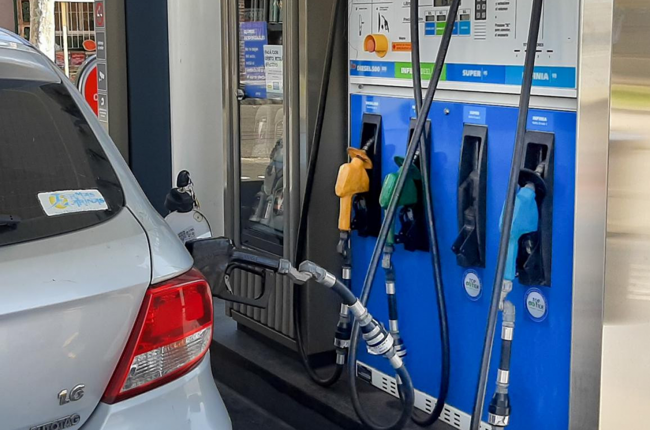 Suben nuevamente los combustibles: estiman que será del 3%