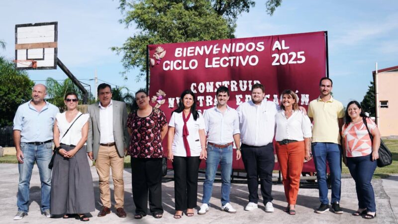 Bruno Sarubi participó del inicio del ciclo lectivo 2025 en Santa Elena