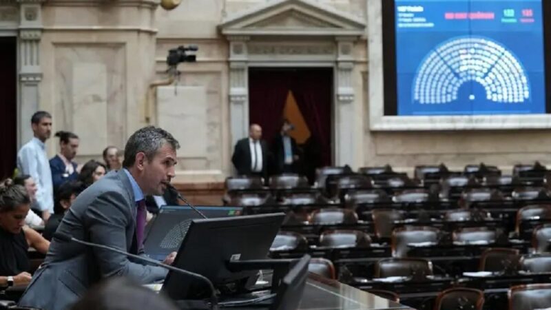 El oficialismo tratará de conseguir este jueves la suspensión de las PASO