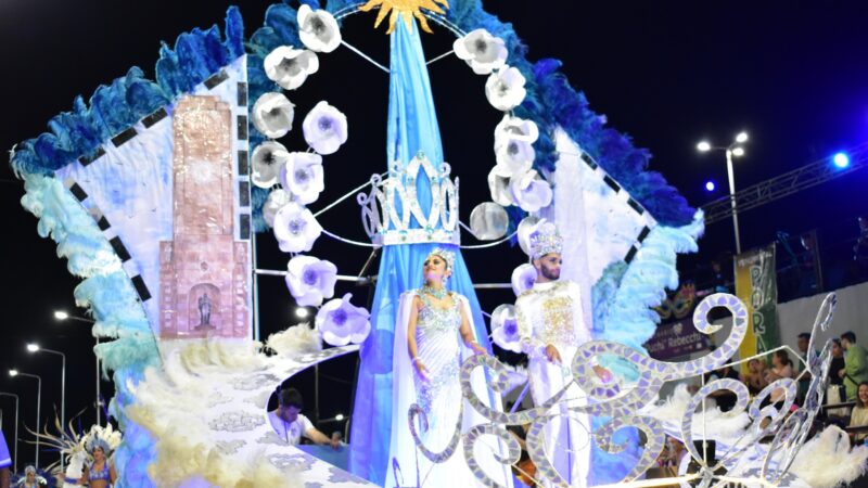 Santa Elena se prepara para la tercera noche de carnaval